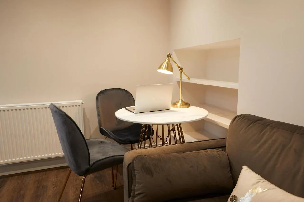 Three Cranes Serviced Apartments Sheffield 4*,  Reino Unido